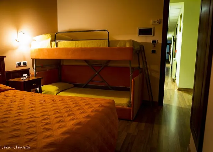 Pina Ristorante Hotel