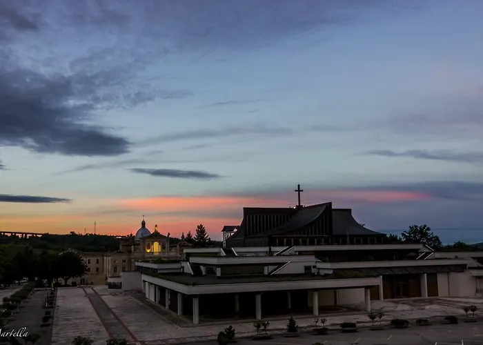 酒店 皮纳餐厅酒店 Isola del Gran Sasso dʼItalia